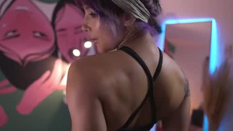 Lucy Alien  online show from 07/27/26, 10:17