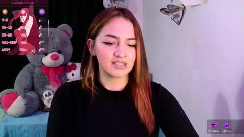 Snapshot of lucycherry__ chatting on 11/15/25, 06:55 LUCIA online show from 11/15/25, 06:55