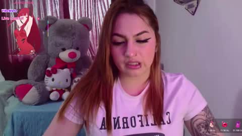 Snapshot of lucycherry__ chatting on 11/19/25, 07:25 LUCIA online show from 11/19/25, 07:25