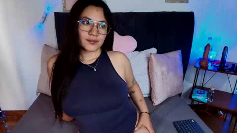 sam online show from 06/04/26, 08:15