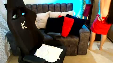 Snapshot of lucyli_ chatting on 06/15/26, 06:32 LUCY online show from 06/15/26, 06:32