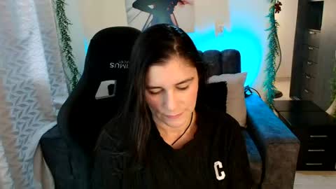 Snapshot of lucyli_ chatting on 07/02/26, 03:18 LUCY online show from 07/02/26, 03:18