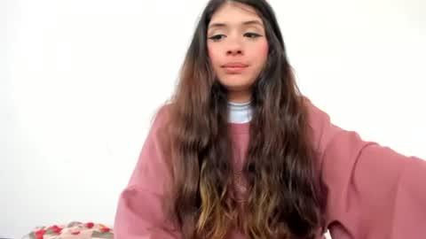 Snapshot of lucyportman chatting on 06/01/26, 05:25 lucyportman online show from 06/01/26, 05:25