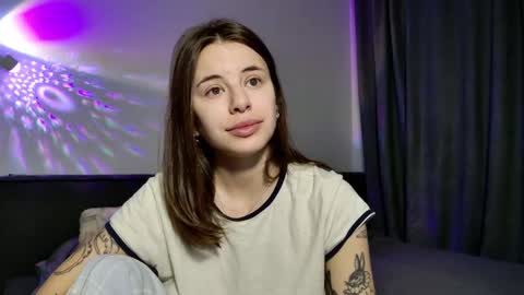 Lucy online show from 11/24/25, 04:01