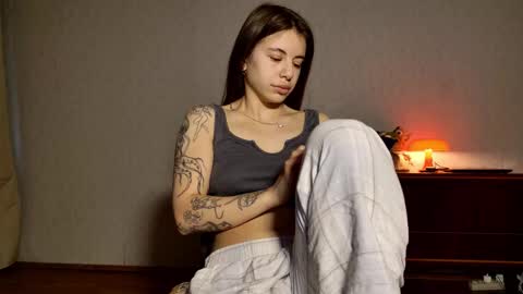 Lucy online show from 03/20/26, 05:23