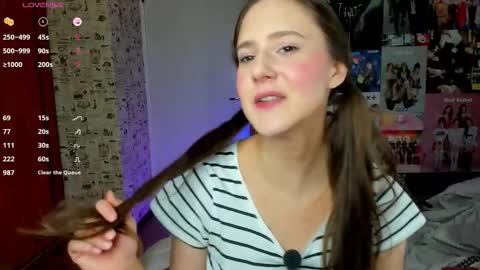 Lucy Rose online show from 10/02/25, 04:47