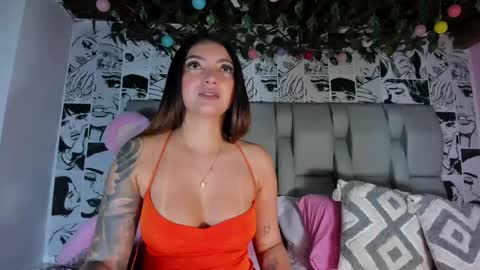 Snapshot of lucyrosse_ chatting on 06/05/26, 11:16 Lucy online show from 06/05/26, 11:16
