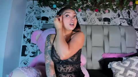 Snapshot of lucyrosse_ chatting on 06/08/26, 11:10 Lucy online show from 06/08/26, 11:10
