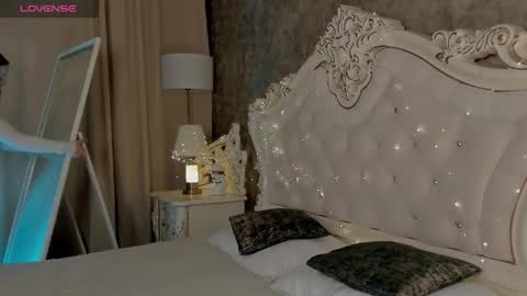 Lucy online show from 10/08/25, 06:11