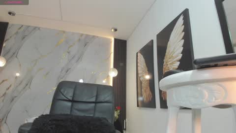 Luciana online show from 01/26/25, 10:13