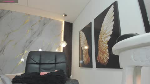 Luciana online show from 01/27/25, 01:16