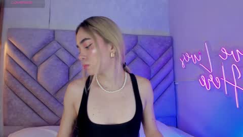 Snapshot of lucyvega4 chatting on 12/03/24, 11:55 Lucy online show from 12/03/24, 11:55