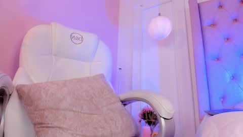 Snapshot of lucyvega4 chatting on 12/05/25, 05:38 Lucy online show from 12/05/25, 05:38