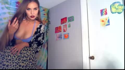 Goddess Lucy lucywants online show from 07/27/26, 06:42