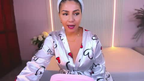 Snapshot of lucywild8 chatting on 05/12/26, 07:44 Lucy Wold online show from 05/12/26, 07:44