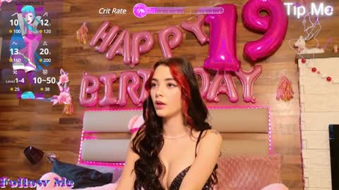 Snapshot of lucywilow chatting on 01/21/25, 07:58 LucyWillow online show from 01/21/25, 07:58