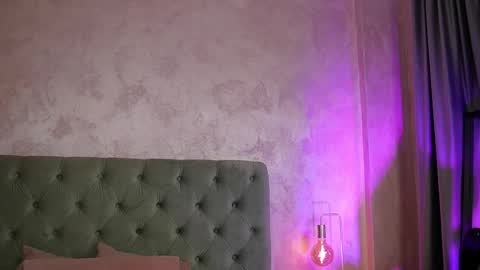 LucyWillow online show from 02/22/26, 04:35