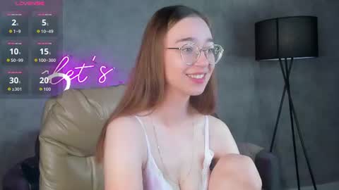 Snapshot of lucyy_green chatting on 07/29/26, 12:53 Lucy online show from 07/29/26, 12:53