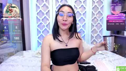 Lucy Liiu online show from 12/21/24, 12:42