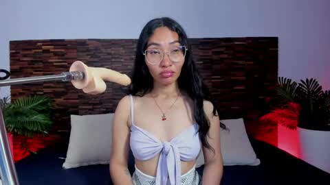 Lucy Liiu online show from 04/14/26, 10:05