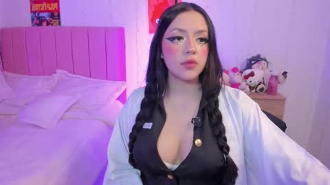 LUCYY FROM HOME  online show from 10/09/25, 02:09