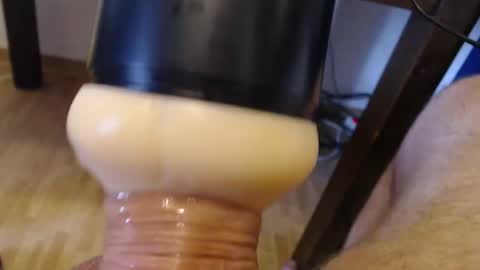 Hagen online show from 04/19/26, 08:02