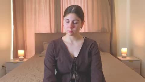 luellaifft online show from 07/09/26, 05:55