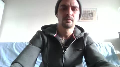 Snapshot of luffyman20 chatting on 01/10/25, 11:43 luffyman20 online show from 01/10/25, 11:43