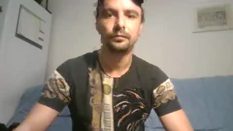 Snapshot of luffyman20 chatting on 02/04/25, 05:55 luffyman20 online show from 02/04/25, 05:55