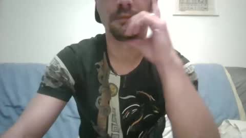 Snapshot of luffyman20 chatting on 02/04/25, 09:10 luffyman20 online show from 02/04/25, 09:10