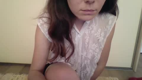 Lucie online show from 10/03/25, 01:19