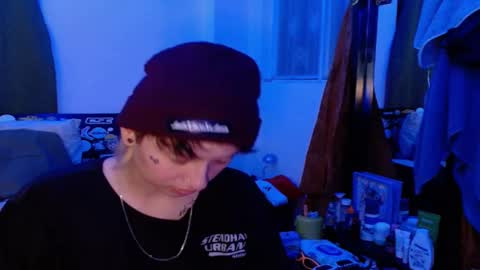 lugiiz05_ online show from 11/16/25, 03:23