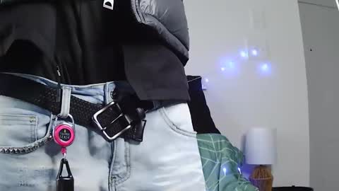 Riskdtb online show from 11/17/25, 08:14