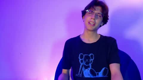 Lui online show from 04/24/26, 04:04