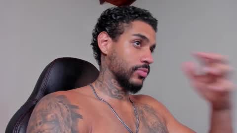 Luigi Vitale online show from 01/16/26, 03:21