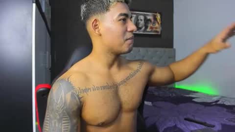 Snapshot of luigi_hot_ chatting on 09/13/25, 02:44 Luigi Independent model online show from 09/13/25, 02:44