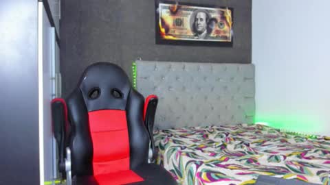 Snapshot of luigi_hot_ chatting on 10/04/25, 03:15 Luigi Independent model online show from 10/04/25, 03:15