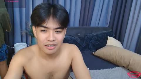 luigi_moreno online show from 10/19/25, 05:24