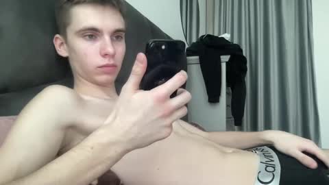 Luis and Alina online show from 03/08/25, 01:36