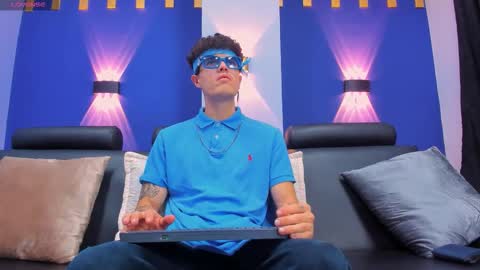 Luis AS online show from 10/22/25, 11:21