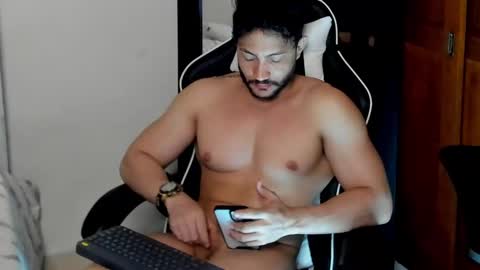 luis_baptista online show from 12/21/24, 08:50