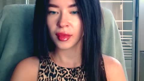 luisa lovedom online show from 09/23/25, 08:06