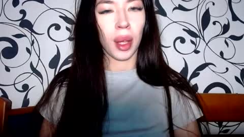 Snapshot of luisa_domina chatting on 07/22/26, 07:44 luisa lovedom online show from 07/22/26, 07:44