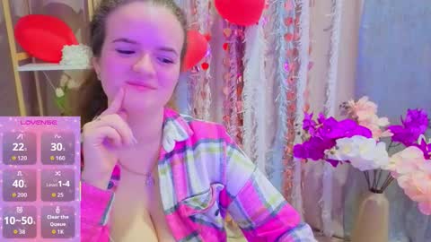 Snapshot of luisa_rosee chatting on 02/19/26, 08:27 Luisa Rosee online show from 02/19/26, 08:27