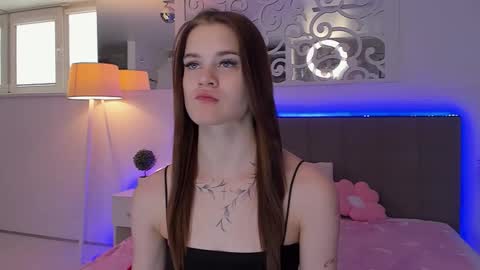 LuisaClover online show from 03/30/26, 11:55