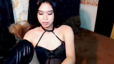 Snapshot of luisaellanor chatting on 02/05/25, 06:37 luisaellanor online show from 02/05/25, 06:37