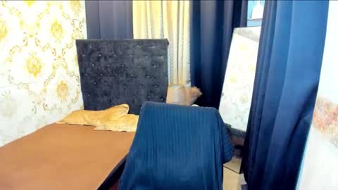 Snapshot of luisaellanor chatting on 12/05/25, 05:09 luisaellanor online show from 12/05/25, 05:09