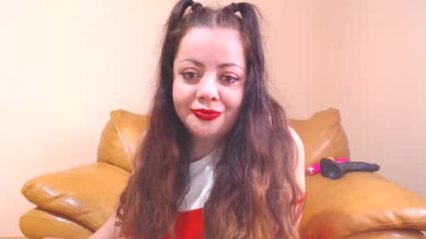 Cassie online show from 11/21/25, 01:43