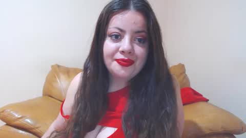 Snapshot of luisahornydoll chatting on 04/28/26, 06:35 Cassie online show from 04/28/26, 06:35