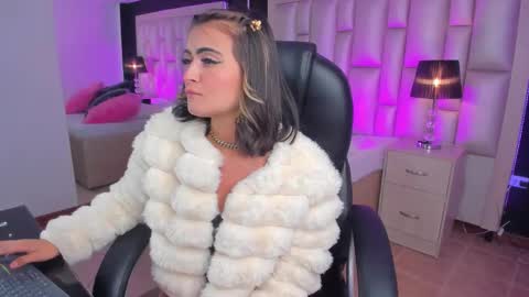 Luisa  online show from 01/06/26, 10:19